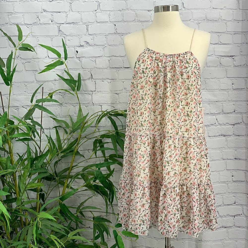 🎉Illa Illa White w/ Pink Floral Dress